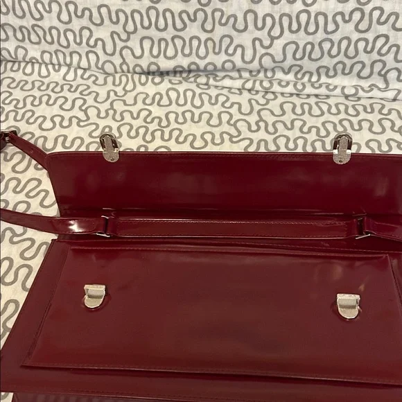 Charles Jourdan Deep Red Shoulder Bag - Picture 8 of 14